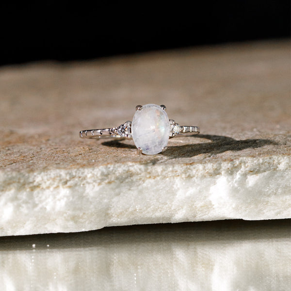 Oval moonstone 2025 engagement ring